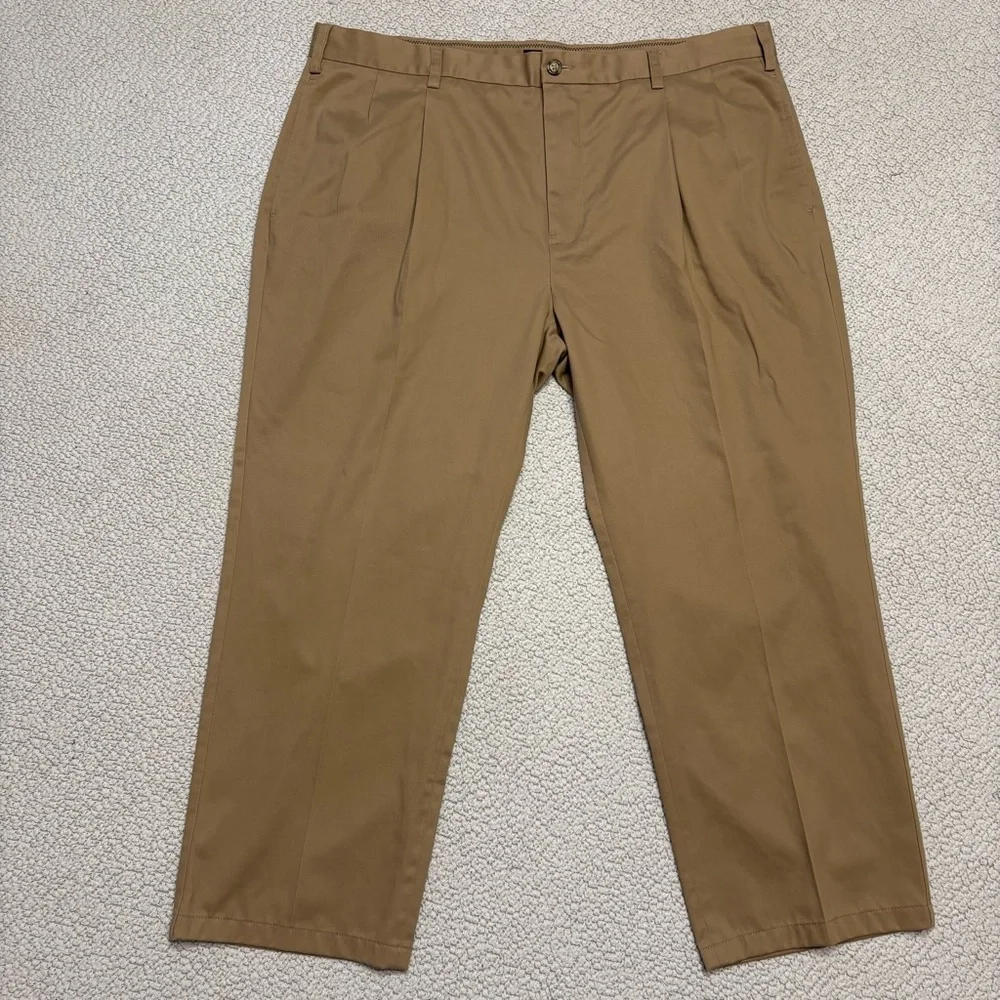 Nautica Men’s Khaki Dress Pants 42x30‎ Pleated Wrinkle Resistant Classic Fit Tan